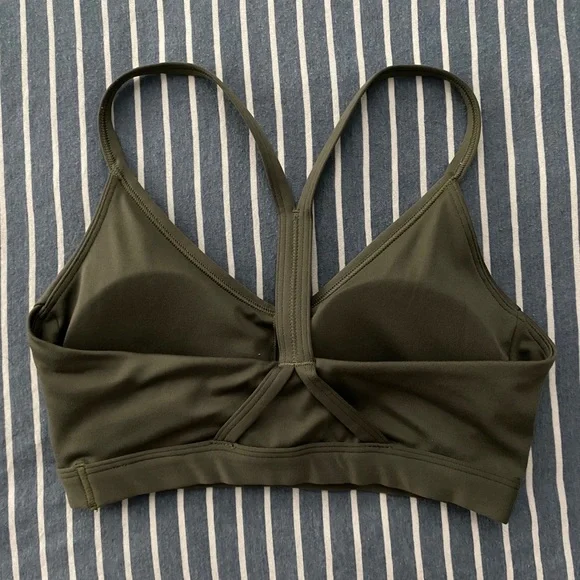 Gymshark V Neck Sports Bra. Size XS - Picture 2 of 3